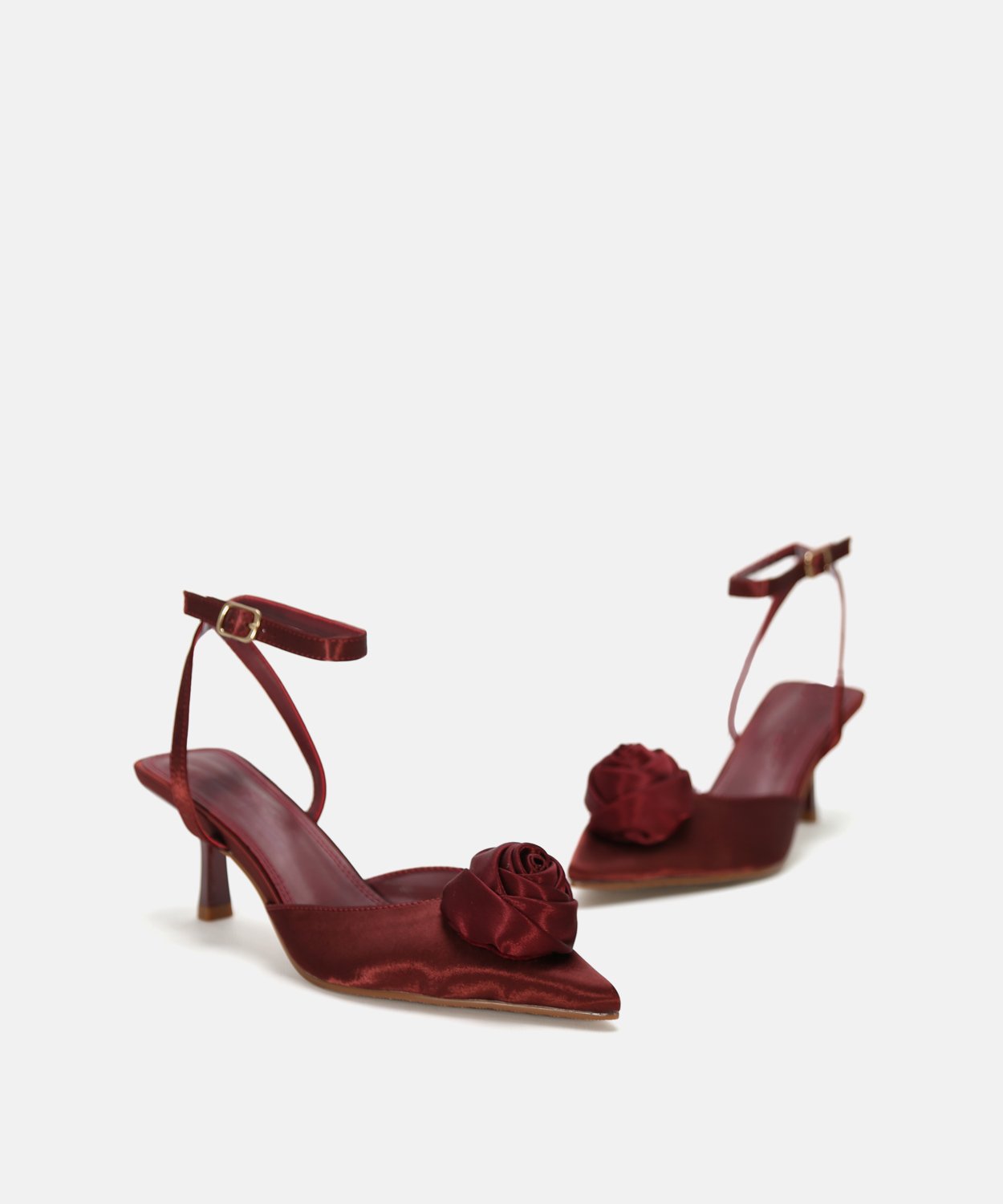 Zapato tac&oacute;n fino flor  image number null